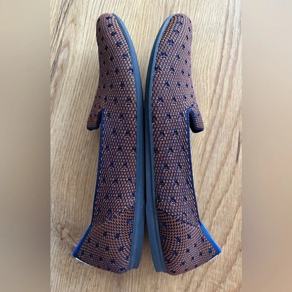 Rothy's Brown and Blue washable shoes and the insole comes out.LIKE NEW! - Picture 6 of 8